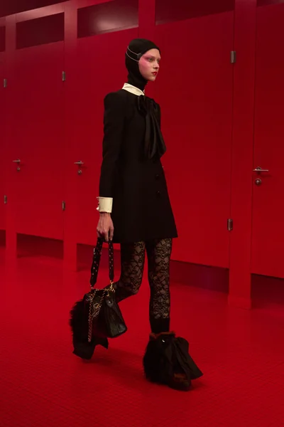 Look 35
